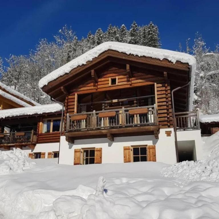 Pinzgau Ski Chalet Retreat with Balcony - Maison de Vacances 4 Chambres - 40