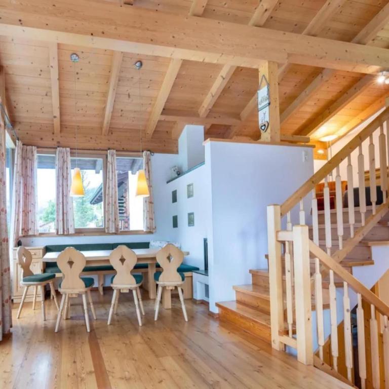 Pinzgau Ski Chalet Retreat with Balcony - Maison de Vacances 4 Chambres - 12