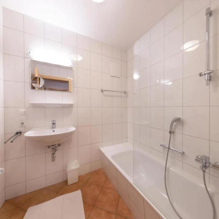 Pinzgau Ski Chalet Retreat with Balcony - Maison de Vacances 4 Chambres - 20