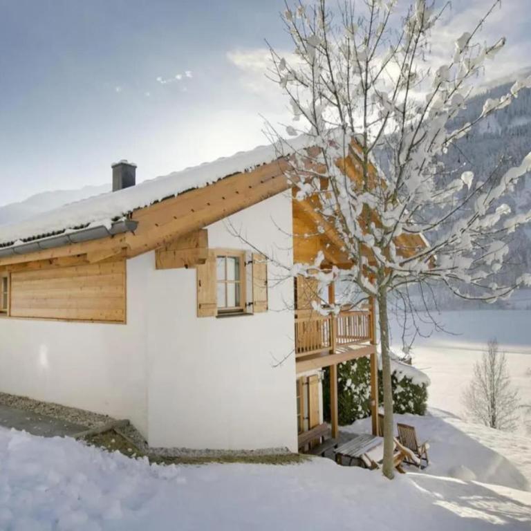 Elegant Alpine Chalet for 10 Guests - Maison de Vacances 4 Chambres - 25