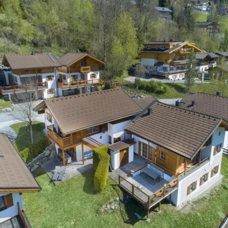Elegant Alpine Chalet for 10 Guests - Maison de Vacances 4 Chambres - 7