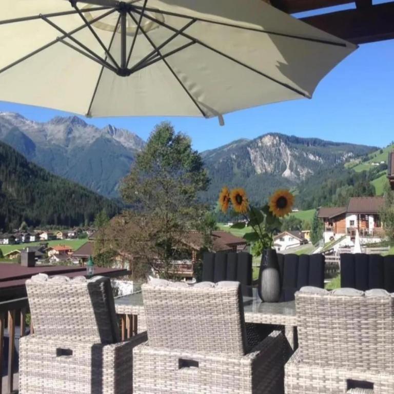 Scenic Alpine Chalet in Wald im Pinzgau - Maison de Vacances 3 Chambres - 4