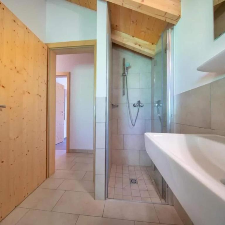 Scenic Alpine Chalet in Wald im Pinzgau - Maison de Vacances 3 Chambres - 19