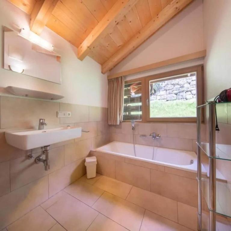 Scenic Alpine Chalet in Wald im Pinzgau - Maison de Vacances 3 Chambres - 18