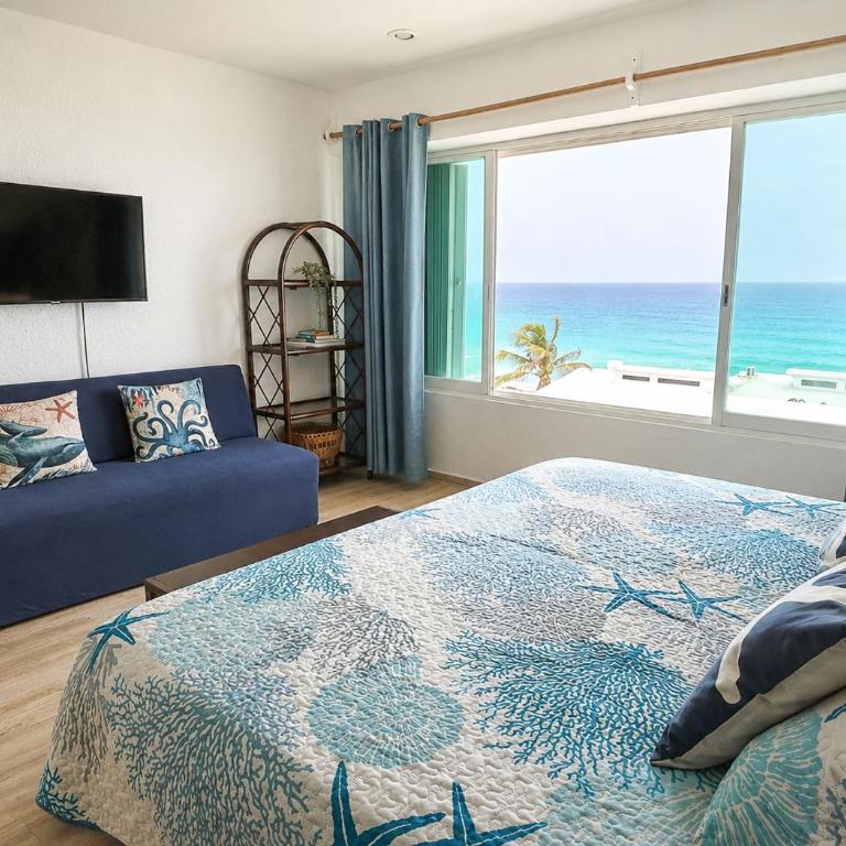 Spectacular Beachfront Penthouse with private Ocean View Terrace Brisas Shores 2 bedrooms - Two-Bedroom Apartment - 12