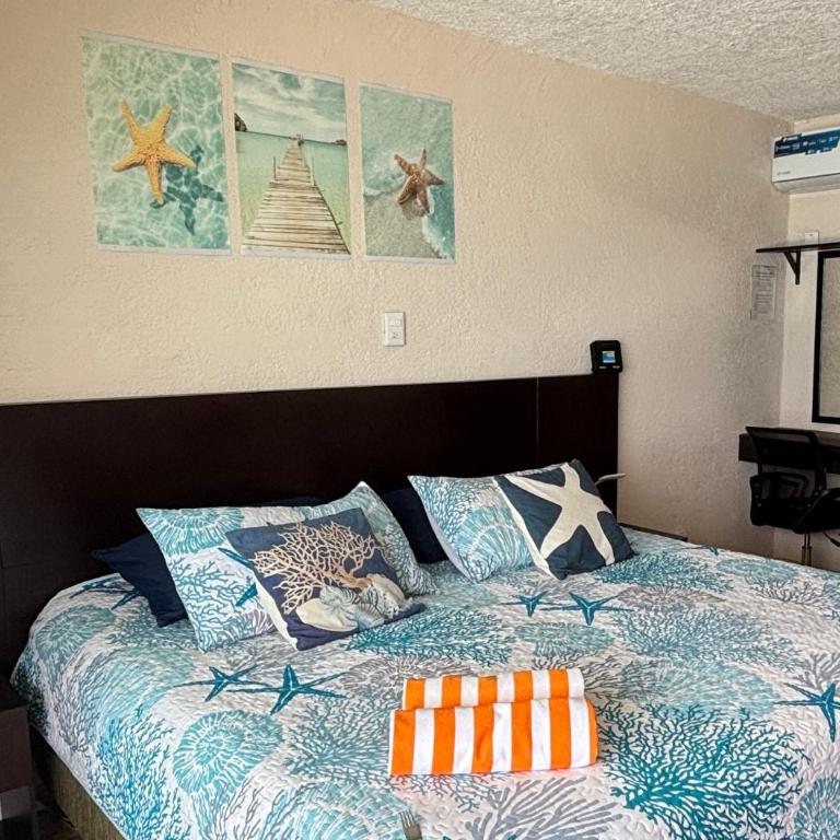 Spectacular Beachfront Penthouse with private Ocean View Terrace Brisas Shores 2 bedrooms - Two-Bedroom Apartment - 13