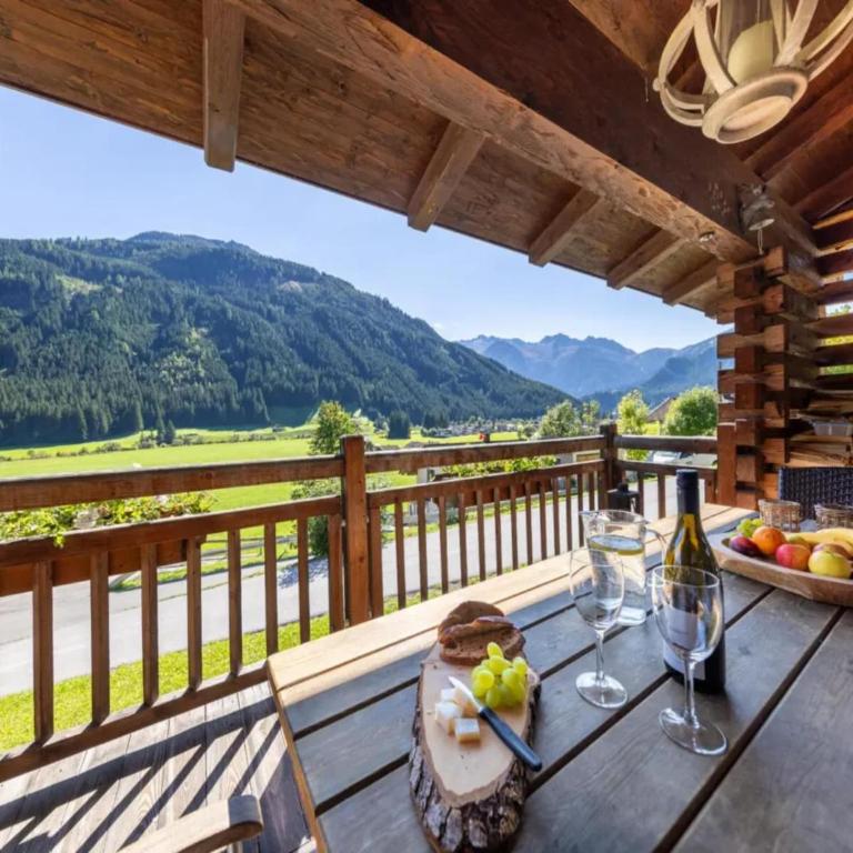 Rustic Chalet in a Holiday Village - Maison de Vacances 4 Chambres - 31