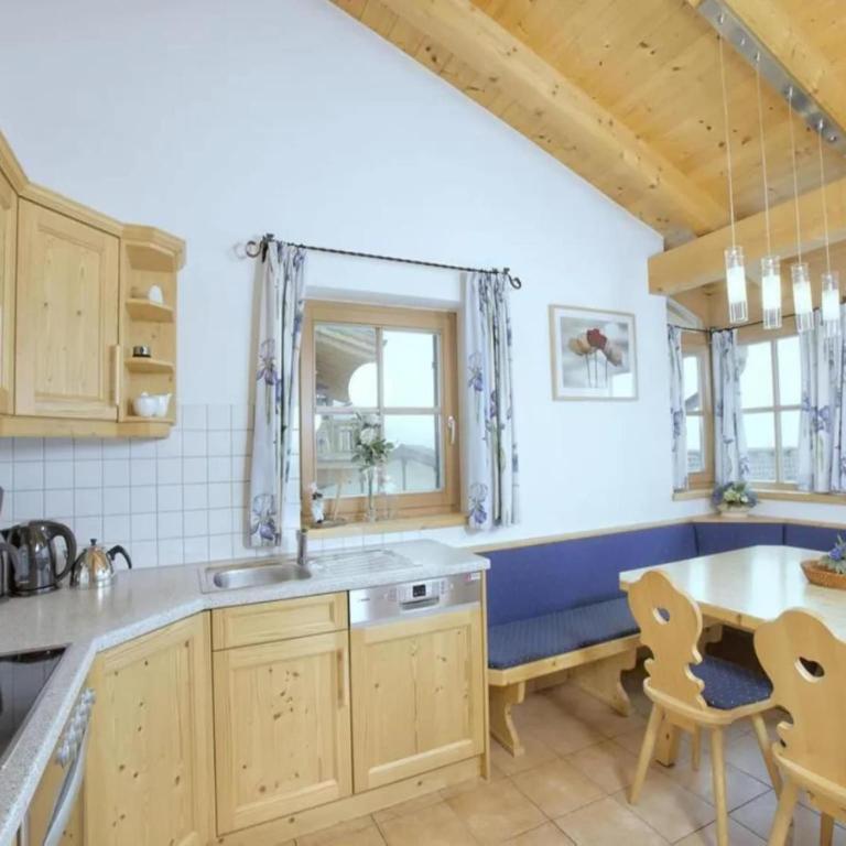 Quiet Alpine Cottage for 9 with Suana - Casa Vacanze con 4 Camere da Letto - 11