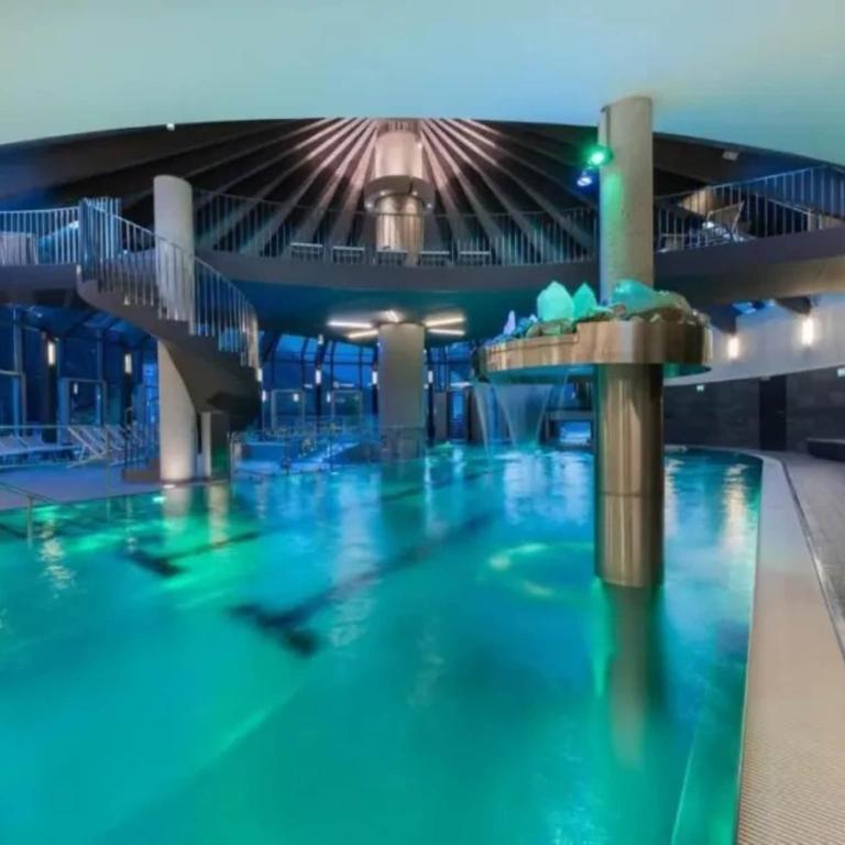 Austrian Valley Chalet Retreat - Ferienhaus mit 4 Zimmern - 1