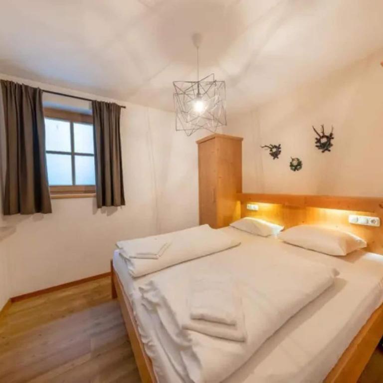 Schoneben Alpine Holiday Home - Maison de Vacances 4 Chambres - 3