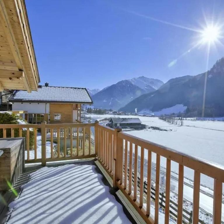 Panoramic Glass Chalet with Sauna - Maison de Vacances 4 Chambres - 39