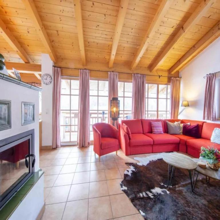 Spacious Chalet with Parking - Maison de Vacances 4 Chambres - 9