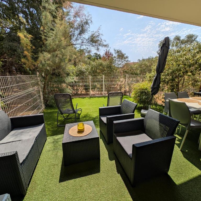 Cocon avec jardin privatif, piscine & parking à Argelès - One-Bedroom Apartment - 10