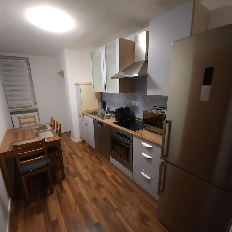 4-room flat, 5 min subway, 20 min to city center - Apartamento - 11
