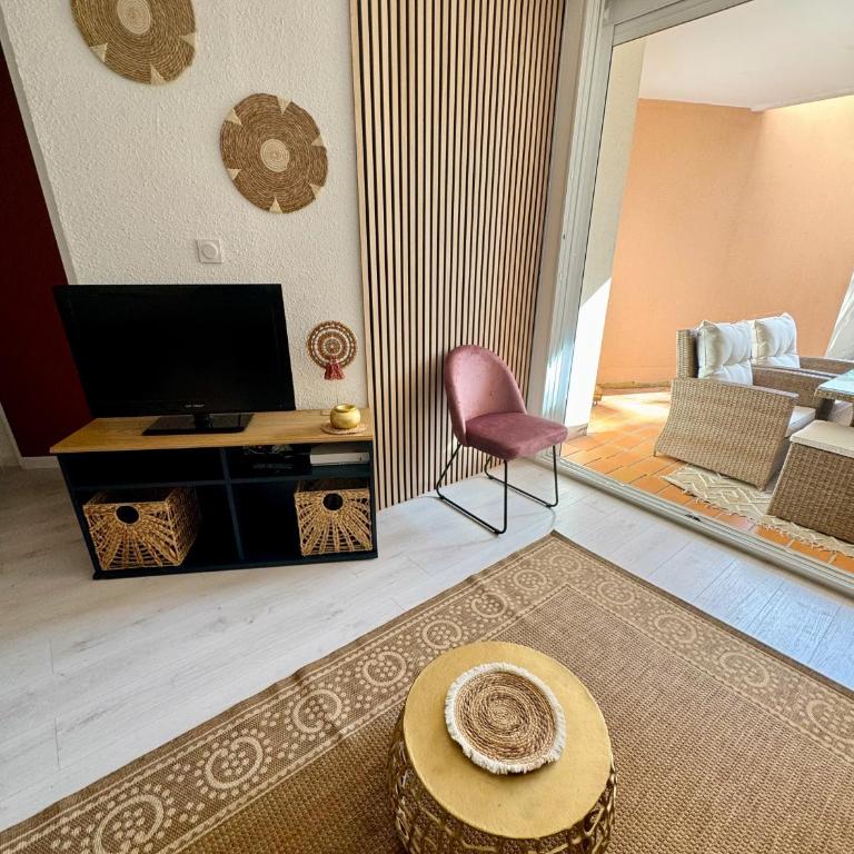 Charmant T2 proche port ! Terrasse plancha wifi ! - Apartment mit 1 Schlafzimmer - 5