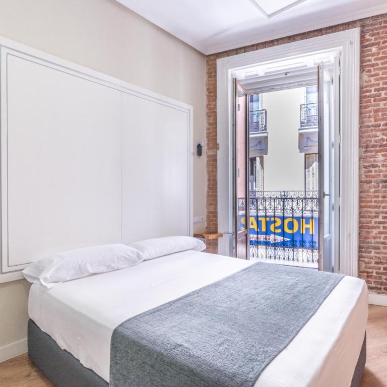 Hostal Madrid - Superior Doppelzimmer mit Straßenblick - 7