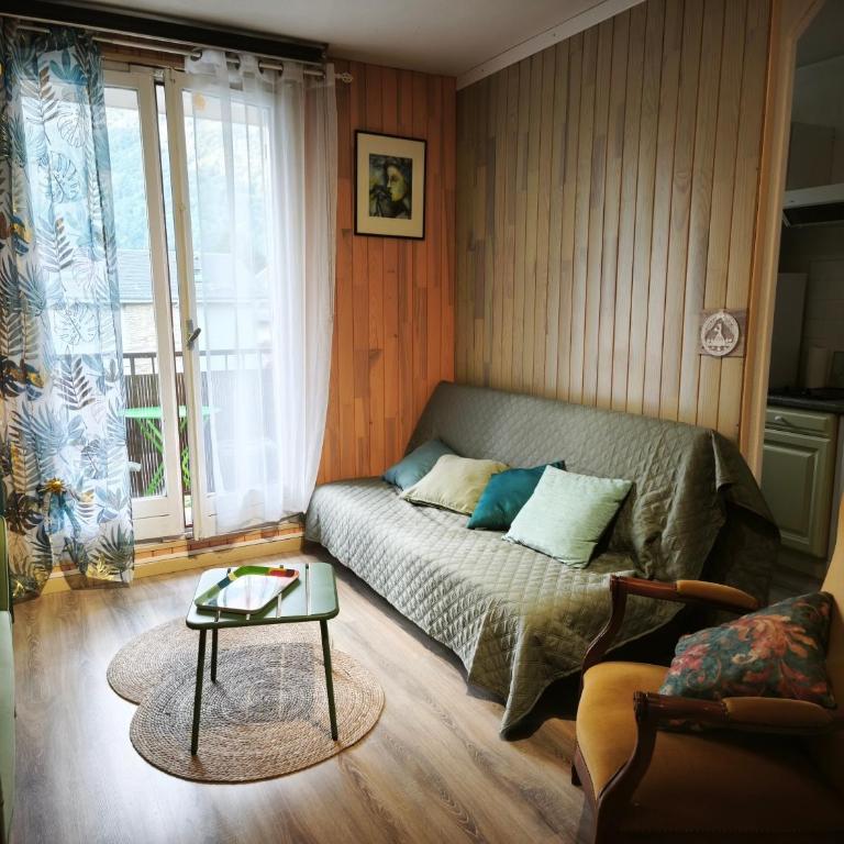 Appartement vert tendre face à la montagne - Appartement 1 Chambre - 3