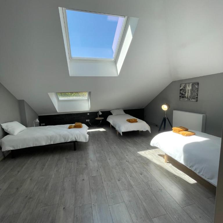 Maison avec piscine chauffée - 10 voyageurs - Villa avec Piscine Privée - 10