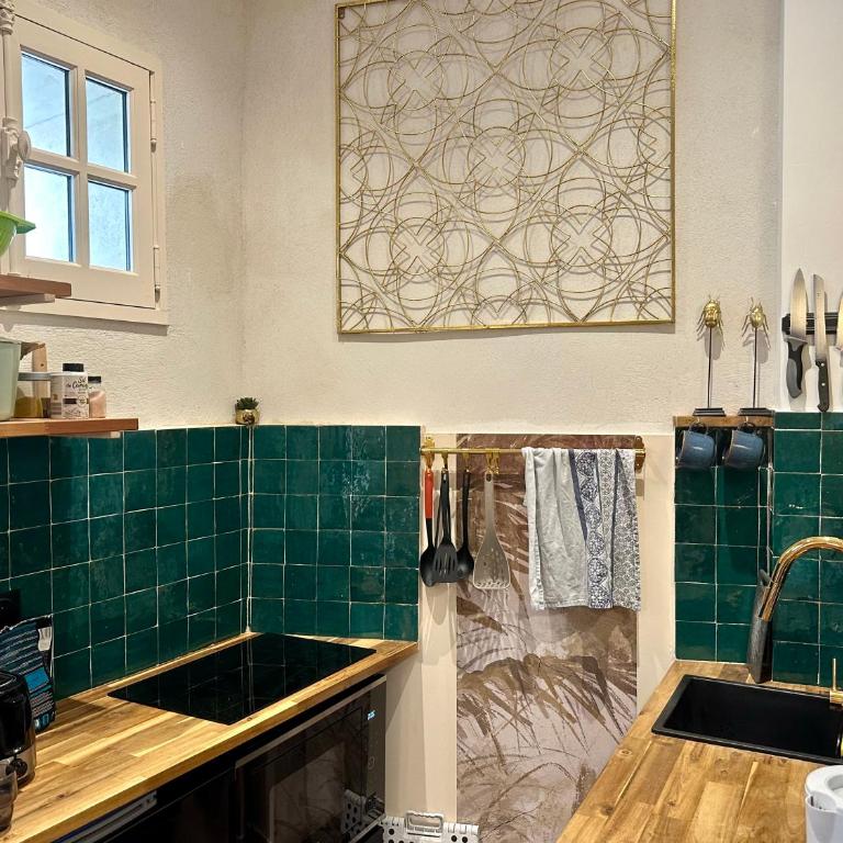 Charmante maison climatisée avec 2x ch et 2x sdb - Maison 2 Chambres - 9