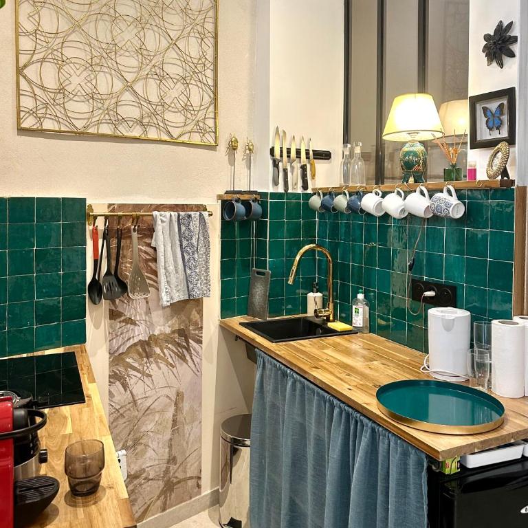 Charmante maison climatisée avec 2x ch et 2x sdb - Maison 2 Chambres - 10