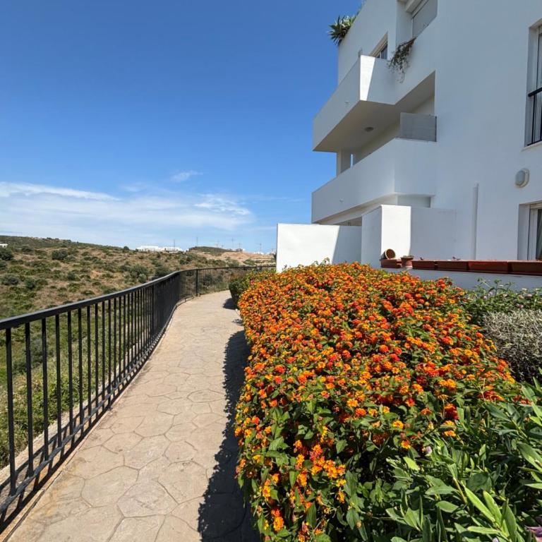 Villa Maravilla - One-Bedroom Deluxe Apartment - 21