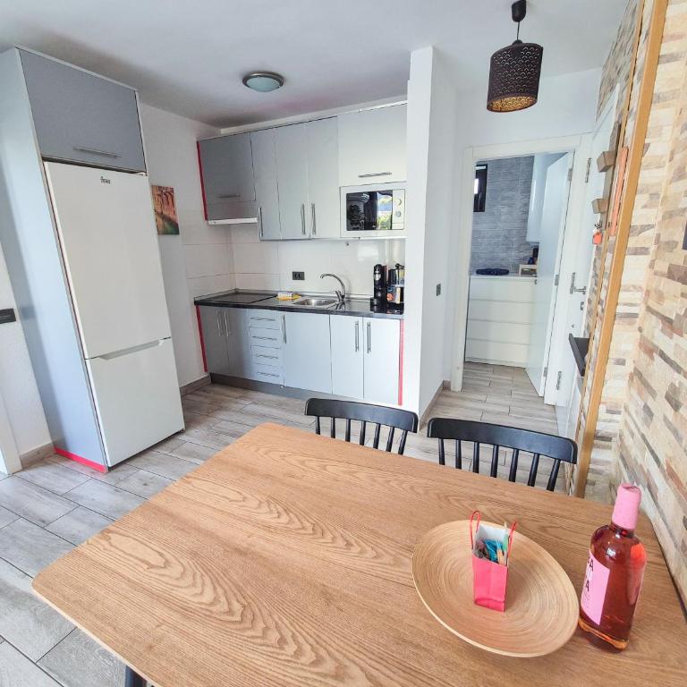 Colon II apartment with aircon, pool bar, beachside - Playa De Las Américas - Apartamento de 1 dormitorio - 35