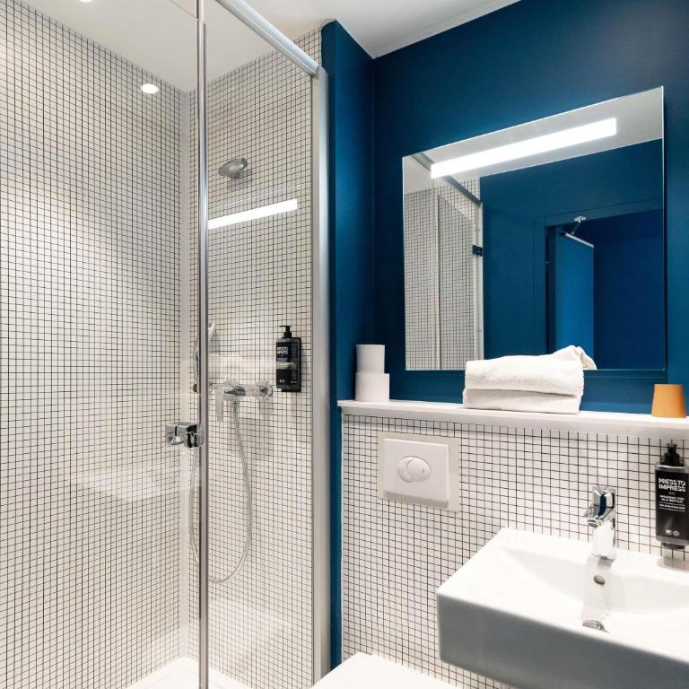 ibis budget Lyon Centre Confluence - Triple Room - 6