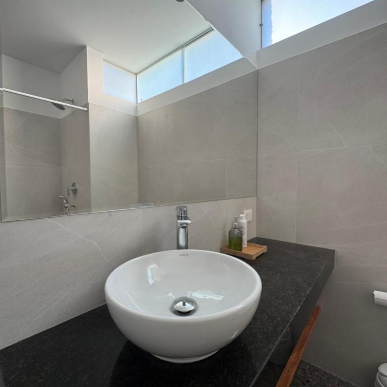 Brand-New Beachfront Luxury at Malecon Seoane Pimentel - Two-Bedroom Apartment - 59