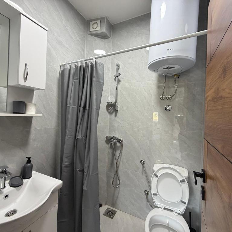 Apartmani DEMIR - Apartment mit Balkon - 6