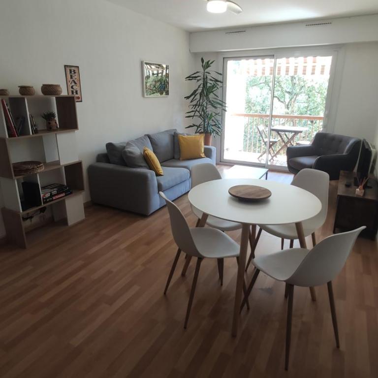 Appartement 2 pers au calme à boulouris - Appartement 1 Chambre - 12