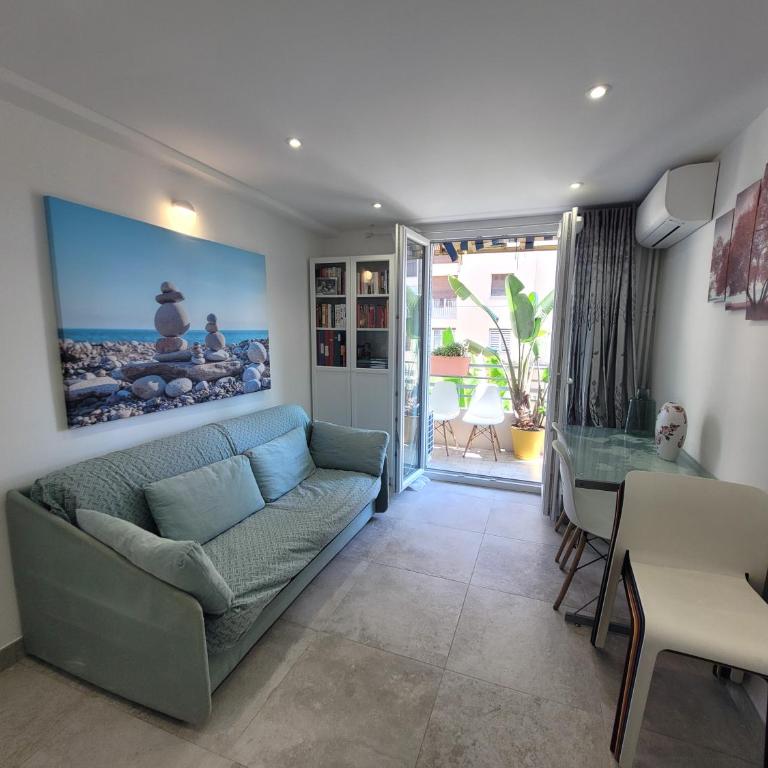 Appartement T1 35m2 #balcon #parking #télé #wifi #climatisation #Nam - Thao Nice - Appartement 1 Chambre avec Balcon - 3