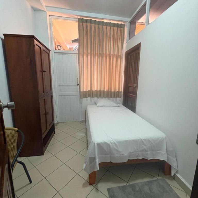 Casa céntrica de 5 habitaciones hasta 13 personas - Casa con 1 dormitorio - 12