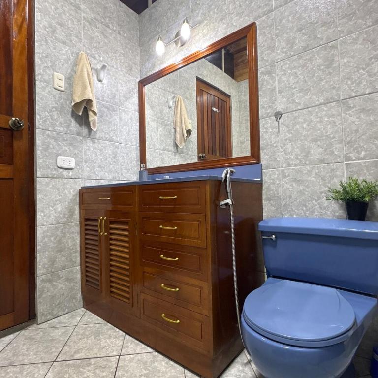 Casa céntrica de 5 habitaciones hasta 13 personas - Casa con 1 dormitorio - 16