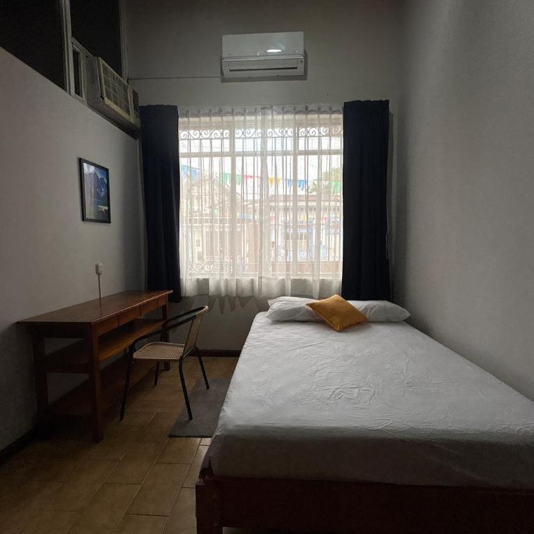 Casa céntrica de 5 habitaciones hasta 13 personas - Casa con 1 dormitorio - 18