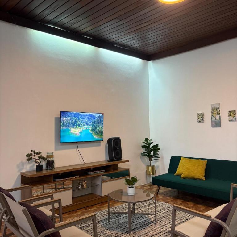 Casa céntrica de 5 habitaciones hasta 13 personas - Casa con 1 dormitorio - 1
