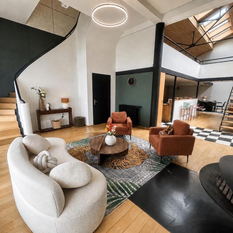 Loft exceptionnel - Garage privé - 6 personnes - Centre-ville - Appartement 3 Chambres - 1