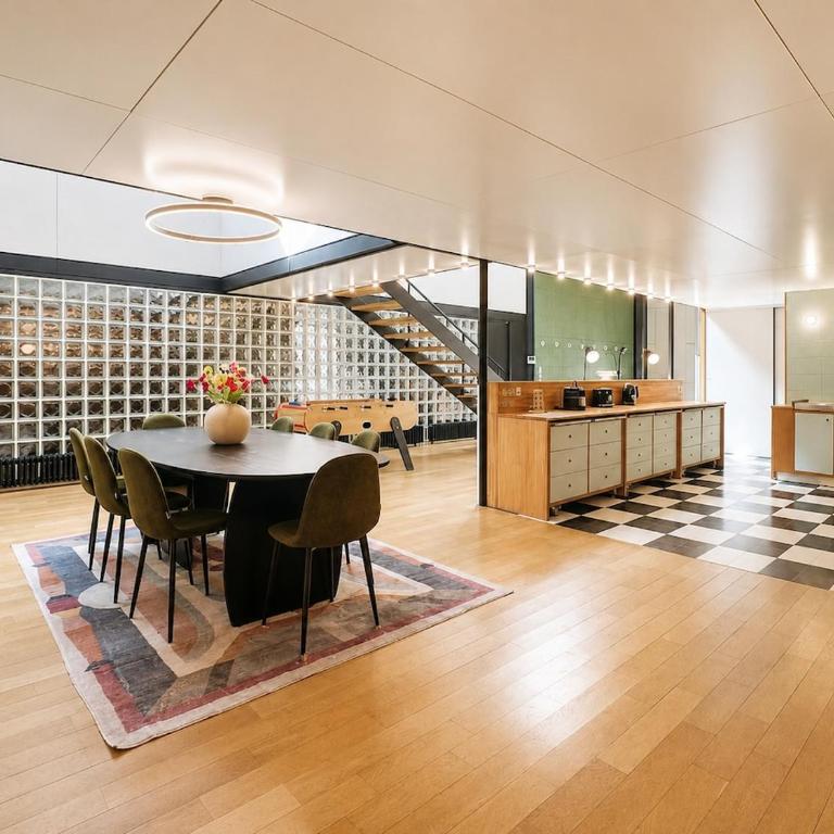 Loft exceptionnel - Garage privé - 6 personnes - Centre-ville - Appartement 3 Chambres - 27
