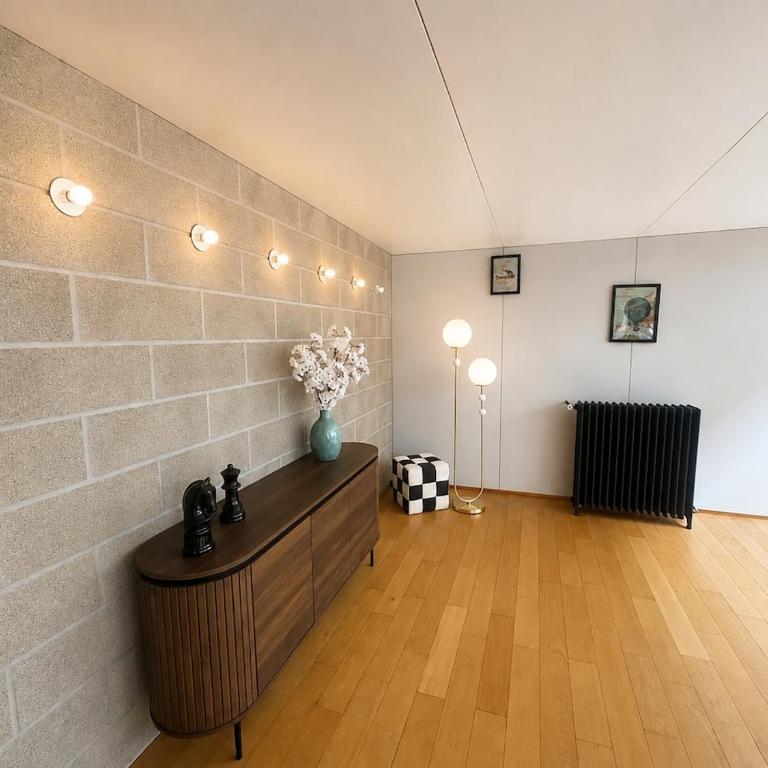 Loft exceptionnel - Garage privé - 6 personnes - Centre-ville - Appartement 3 Chambres - 30