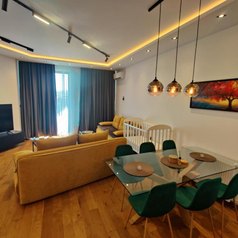 Kruna Apartmani Novi Sad - Superior Apartman sa Balkonom - 43