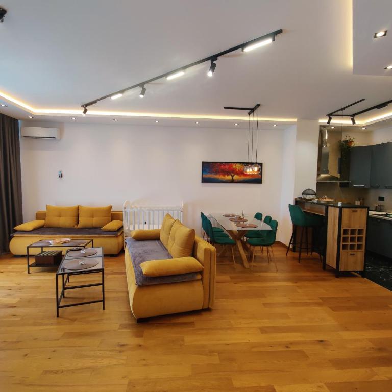 Kruna Apartmani Novi Sad - Superior Apartman sa Balkonom - 44