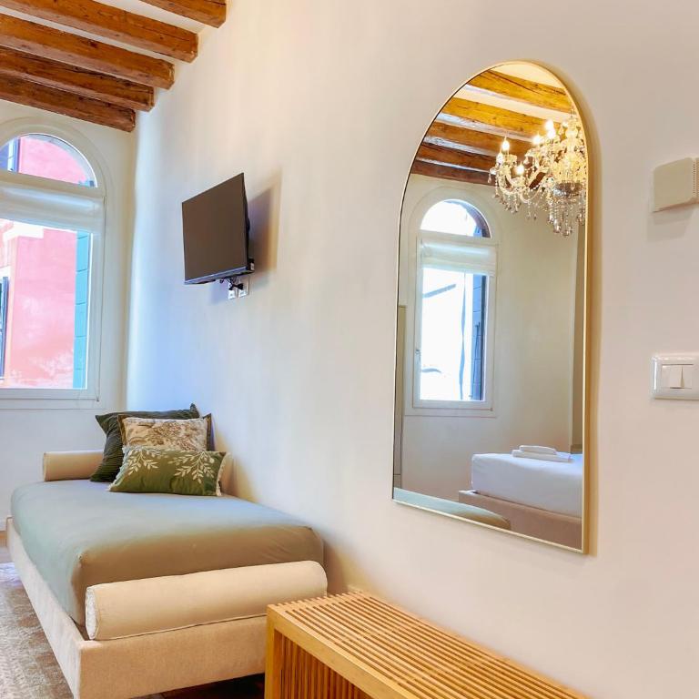 San Marco Luxury Suites in Venice - Suite con Vista Fiume - 12