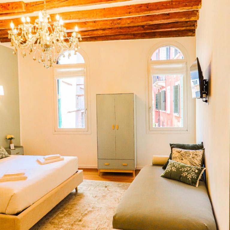 San Marco Luxury Suites in Venice - Suite con Vista Fiume - 21