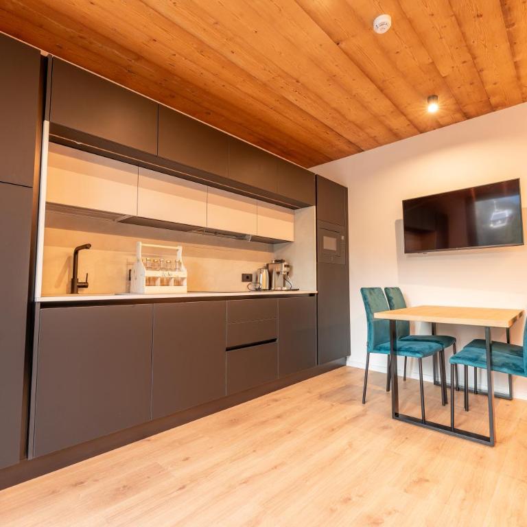Echo - Private Spa Apartments - Appartamento con 1 Camera da Letto, Balcone e Vista Montagna - 2