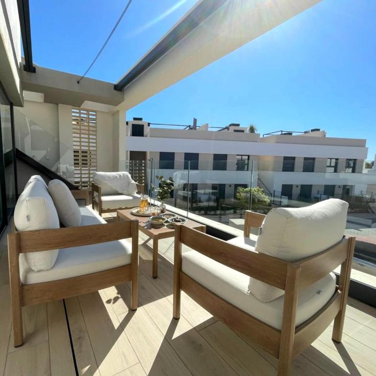 Penthouse with Solarium Santa Rosalia Lake & Life Resort, Los Alcazares 38 - Apartamento Premium de 3 dormitorios con balcón - 35