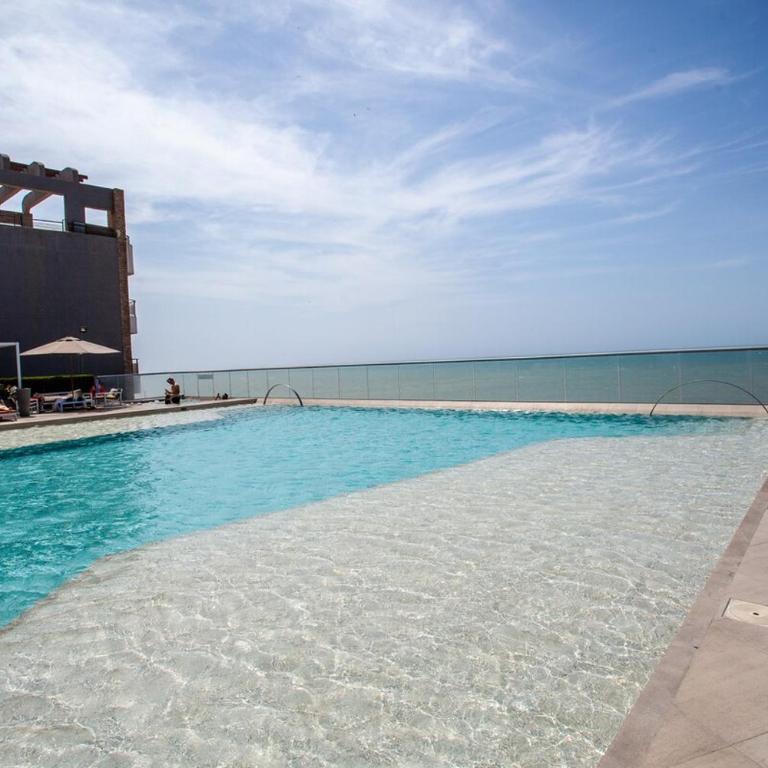 impecable apartamento excelente ubicación - Three-Bedroom Apartment - 16