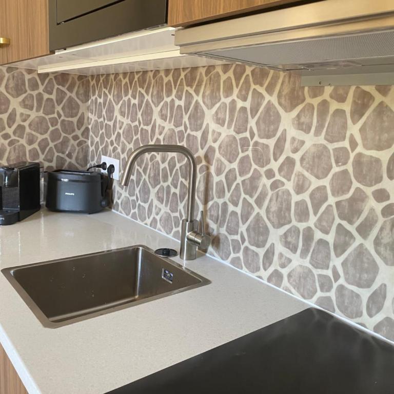 Cozy and well located - One-Bedroom Apartment - 12