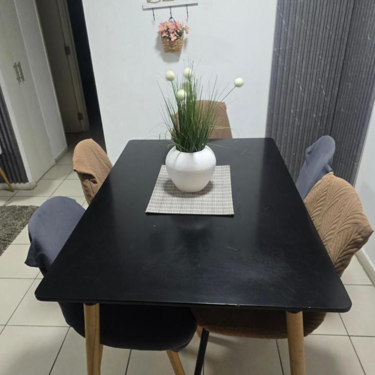 Encantador departamento Familiar con calefaccion y céntrico - Apartamento de 2 dormitorios - 1