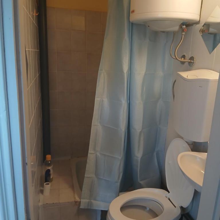 Tiha noc apartmani - Chambre Double ou Lits Jumeaux - 5