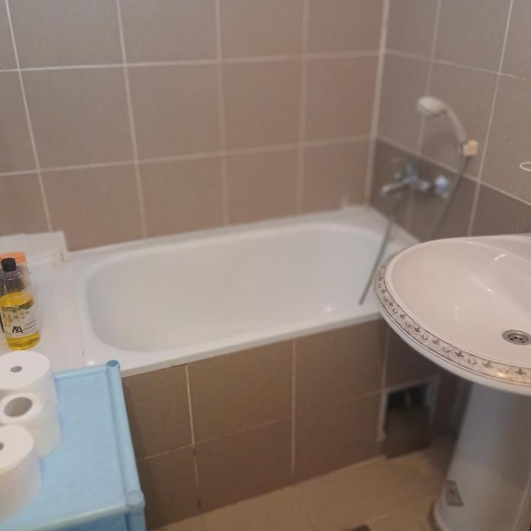Tiha noc apartmani - Chambre Double Deluxe avec Baignoire - 7