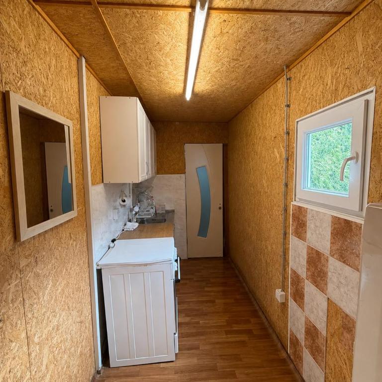Splav Vaki - Mobilna Kućica - 12